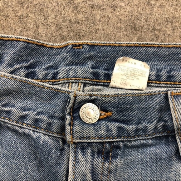 Vintage Levis 505 Jeans Womens 14 M Pet Lower Rise Straight Leg Denim Pants - Picture 4 of 8